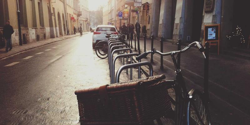 从天空到室内：雷朋LED镜片技术如何重塑商业照明与灯饰产品设计