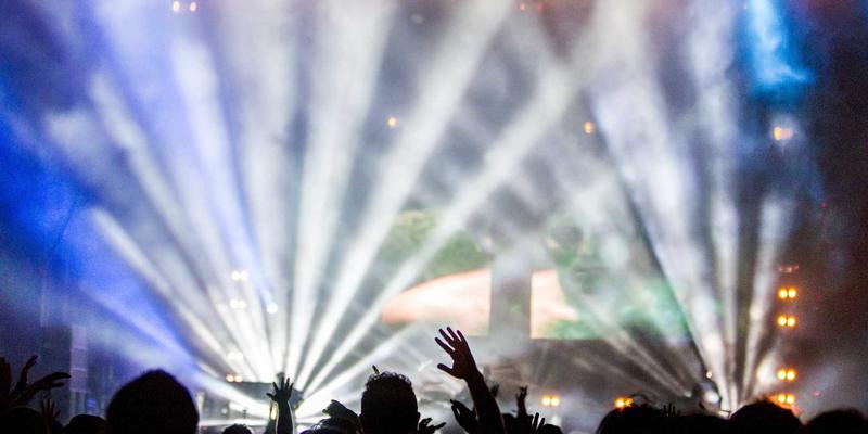 雷朋LED3：重新定义智能室内照明新标准